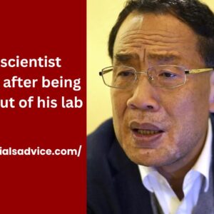 Chinese scientist protests after being locked out of his lab